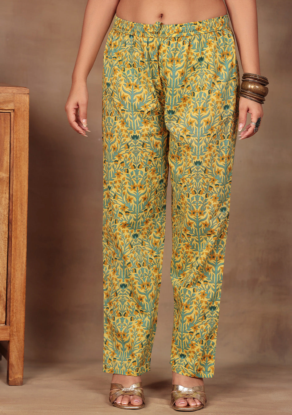 Amaltas Bloom Suit Set