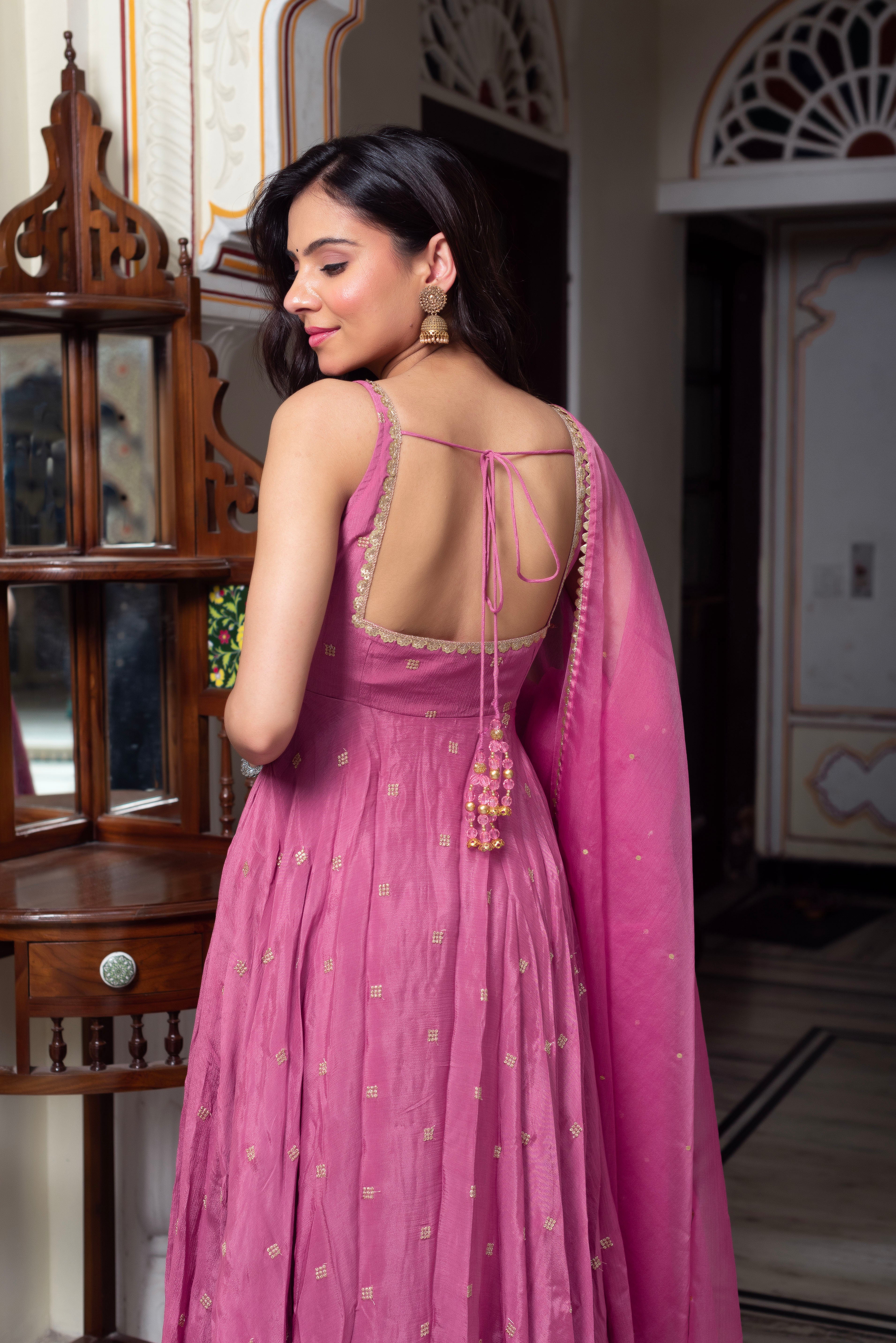 Chinon Suit with Organza Dupatta – 3-Piece Side-Zip Set