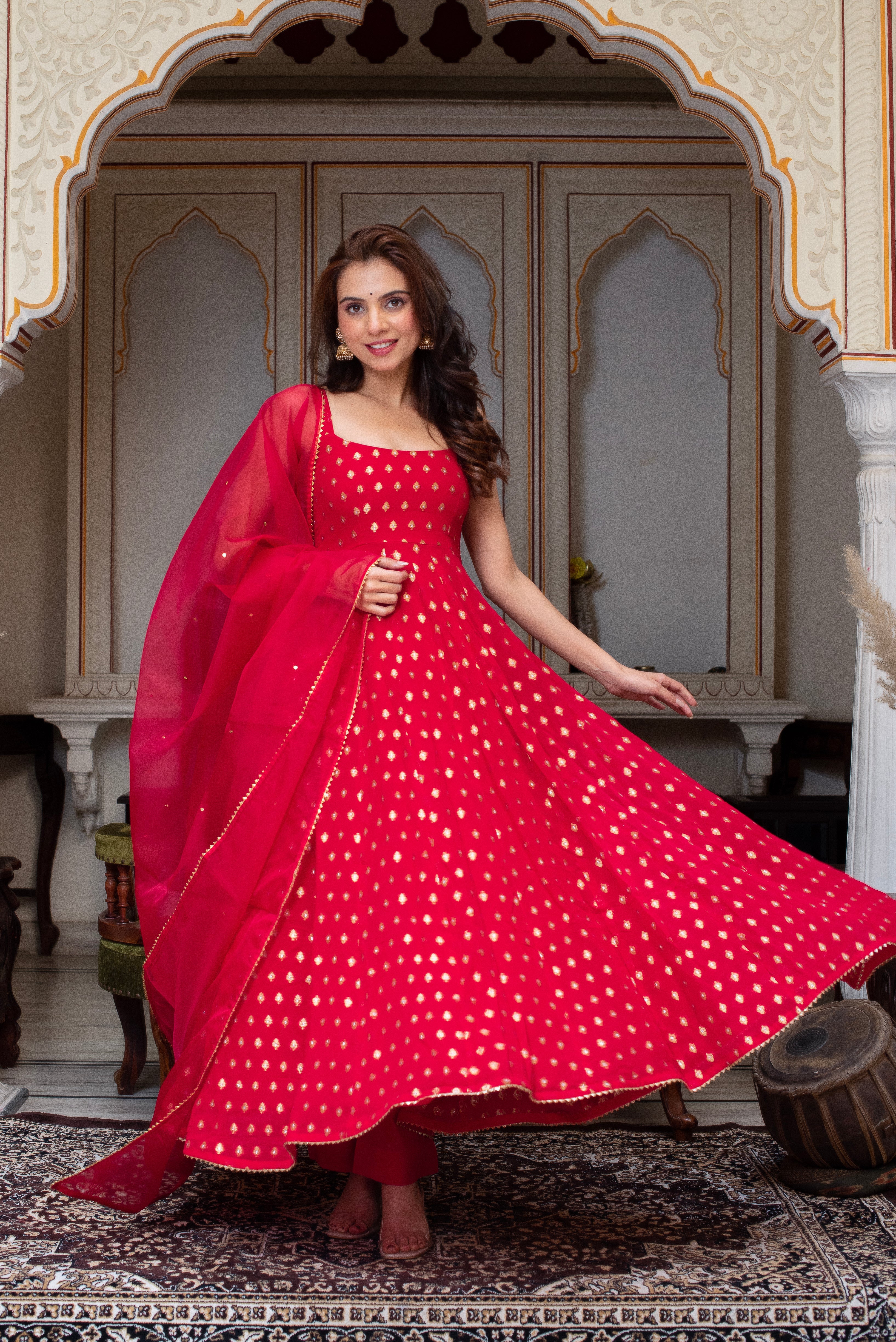 Ethereal Georgette Top with Organza Dupatta – 3-Piece Side-Zip Suit
