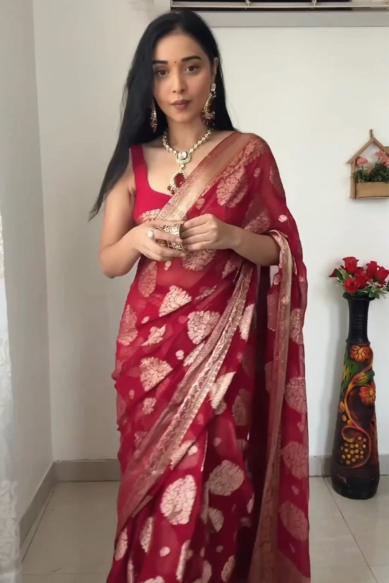 Timeless Red Cotton Silk Saree with Intricate Jacquard Detailing