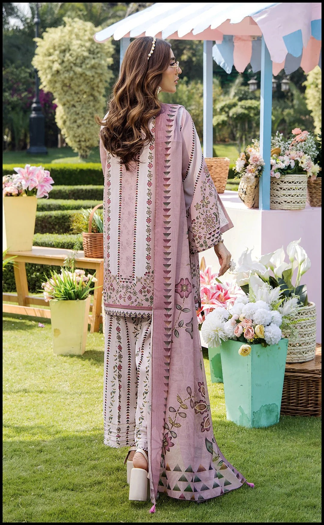 Zunaira Kurta Set With Dupatta